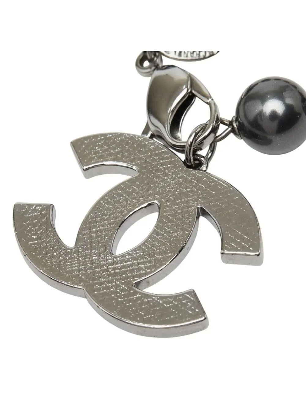 CHANEL elevate your